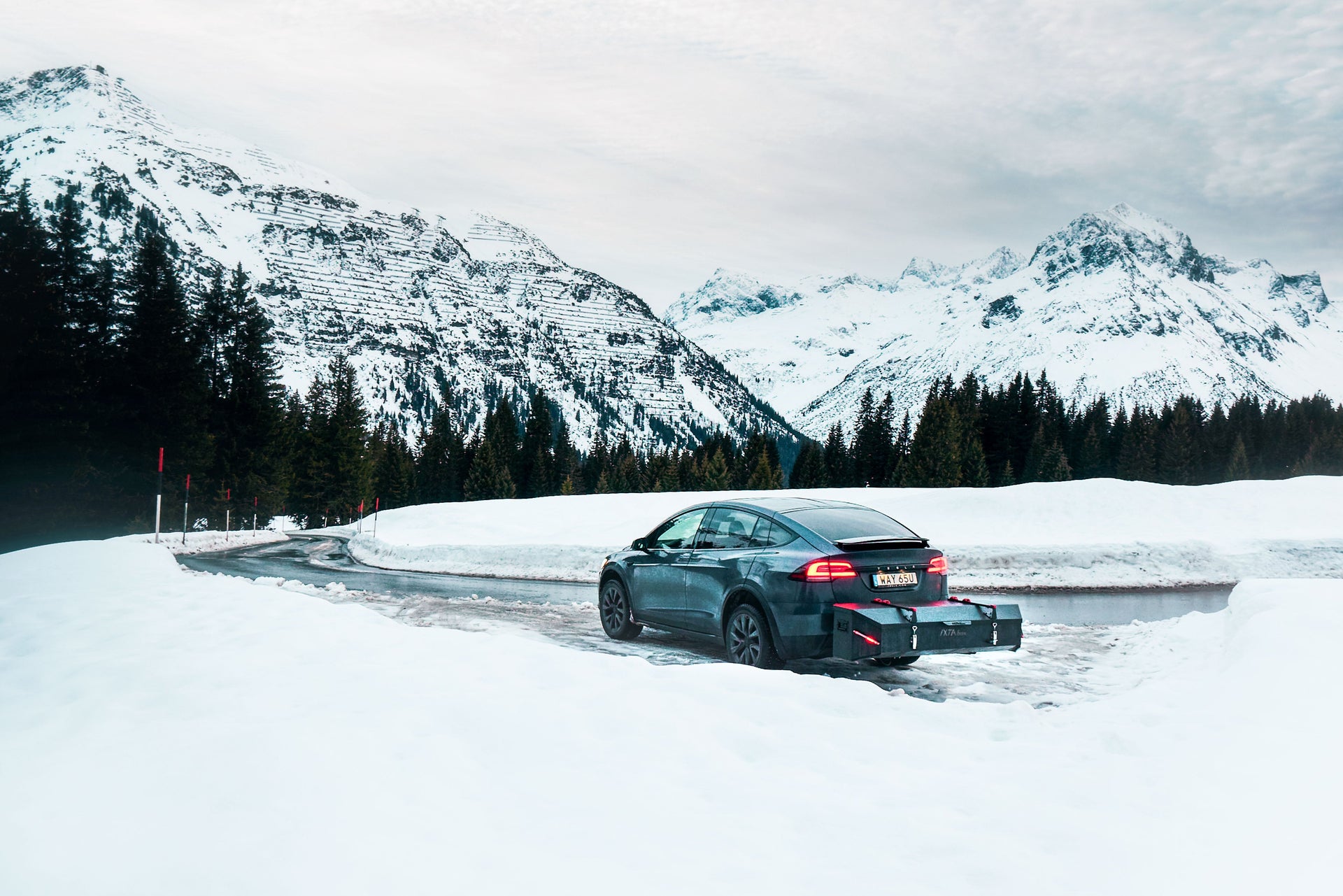 Travel smarter to winter destinations: Why aerodynamics and safety matter - IXTAbox