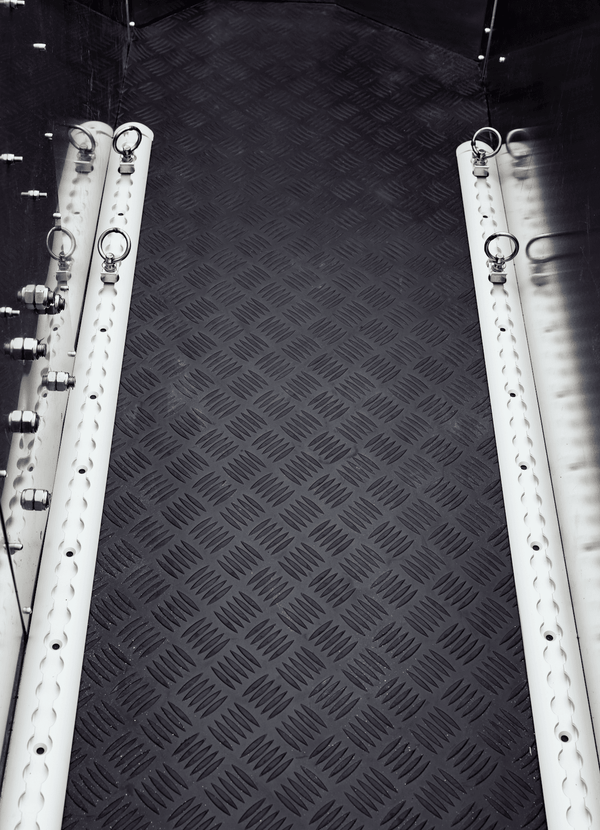 Rails de fixation internes pour IXTAbox
